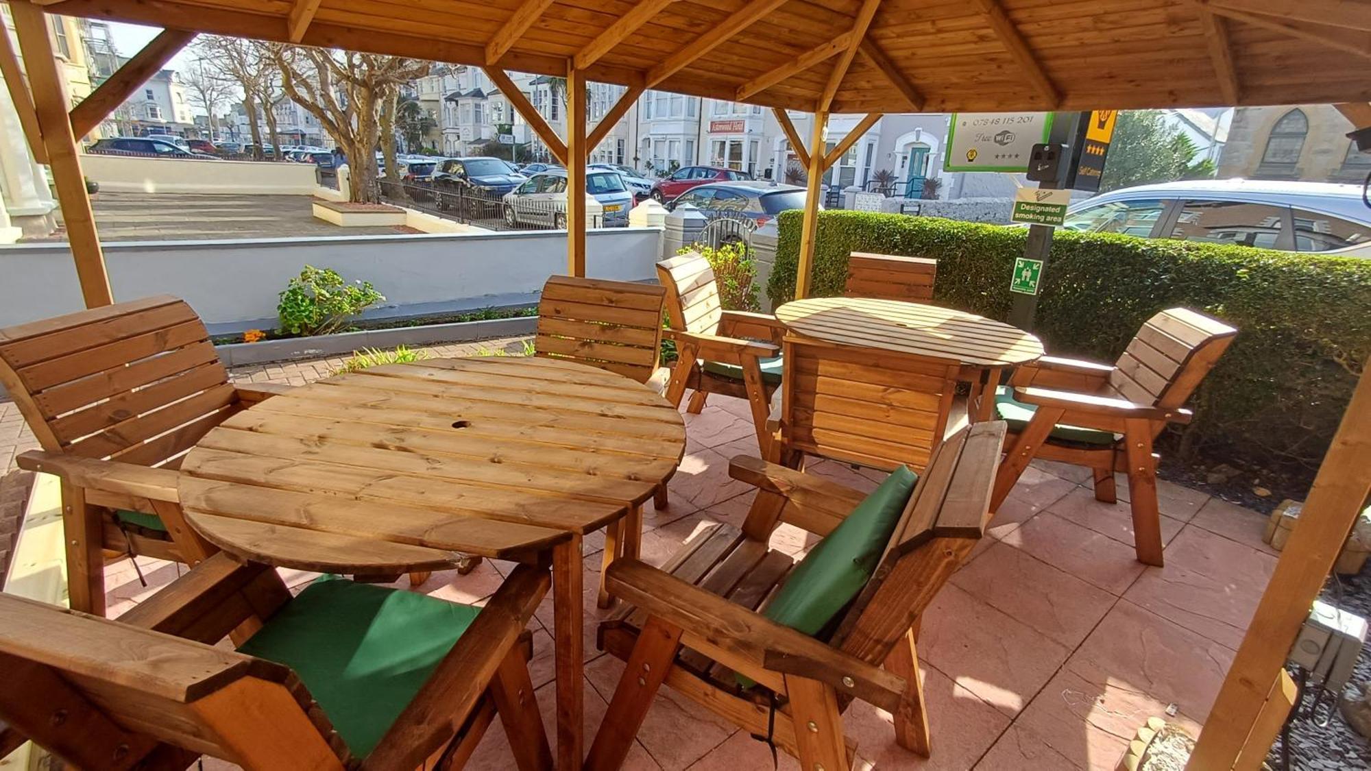 Morwenna Luxury Holiday Apartments 랜디드노 외부 사진