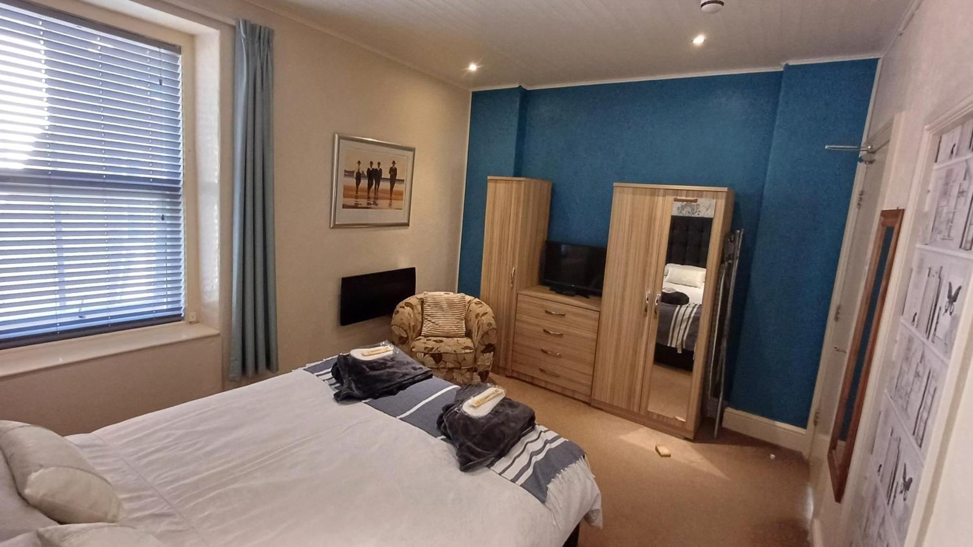 Morwenna Luxury Holiday Apartments 랜디드노 외부 사진